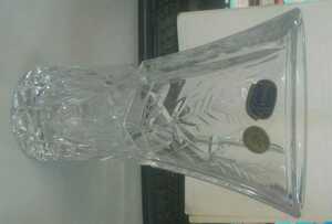 ボヘミアカットグラス花瓶