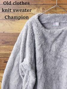 美品 Chanpion チャンピオン ボア ニット セーター 丸首 グレー 灰色 ロゴ M ポリエステル 上着 暖かい アウター レディースファッション