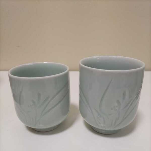 砥部焼 登山窯 登窯 夫婦 湯呑 未使用品 陶磁器 青磁 和食器 コレクション 工芸品 日本 伝統 陶器 器 和 レア 陶芸