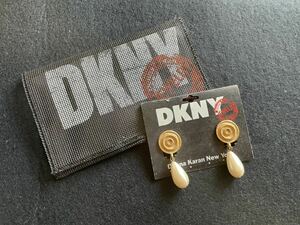 DKNY　ダナキャラン　イヤリング　◆　ゴールド　パール　袋付き