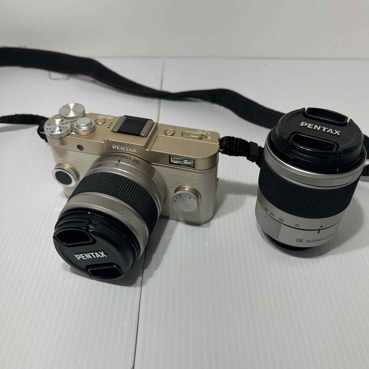 トップシークレット PENTAX Q-S1 Q-S1 W GOLD/CREAM レンズ3個つき