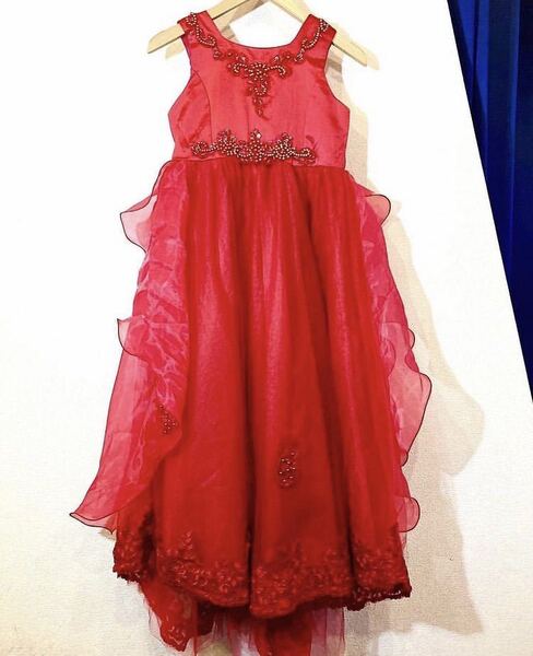 KIDS DRESS!ドレス!ワンピース!ティアード!フレア!ビーズ!リボン!レッド!ガールズ!キッズ140!150!赤