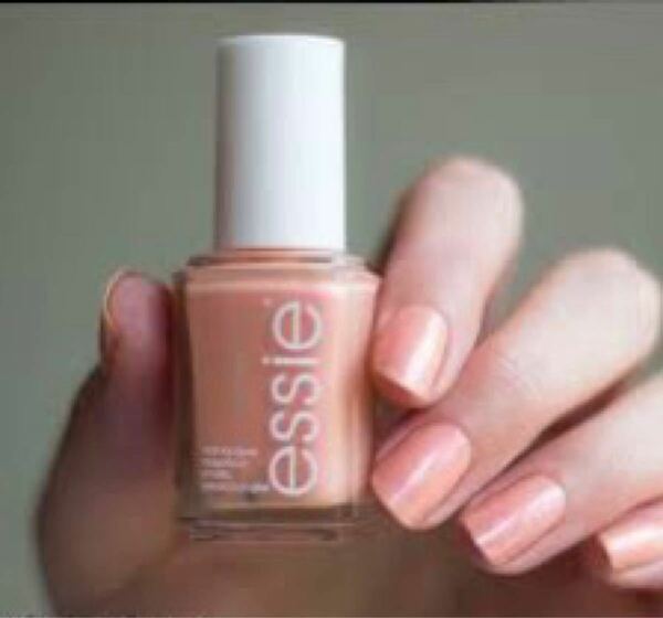 レア品番　1点限り　Essie ネイルポリッシュ