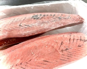  largish # south person 1 psc fishing and . lean 7 on 5kg bonito .. sashimi bonito ro in!***