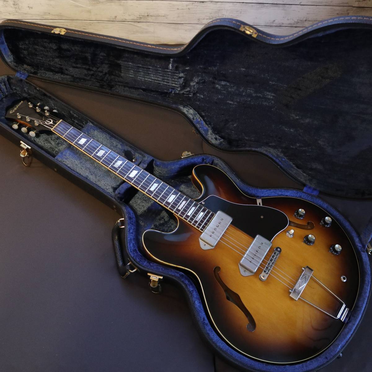 ヤフオク! -「epiphone casino 日本製」の落札相場・落札価格 ヤフオク! -「epiphone casino 日本製」の落札相場・落札価格