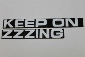 USAエンブレム KEEPON ZZZING ホワイト フェアレディZ S30/S130/Z31/Z32/Z33/Z34 新品 NISSAN 240Z/260Z/280Z/280ZX/300ZX/350Z/370Z