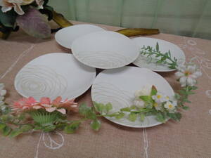 洋食器　金色花模様小皿　Kazahana　bloon　取り皿13ｃｍ　5客　陶器　シンプル薔薇　未使用品 