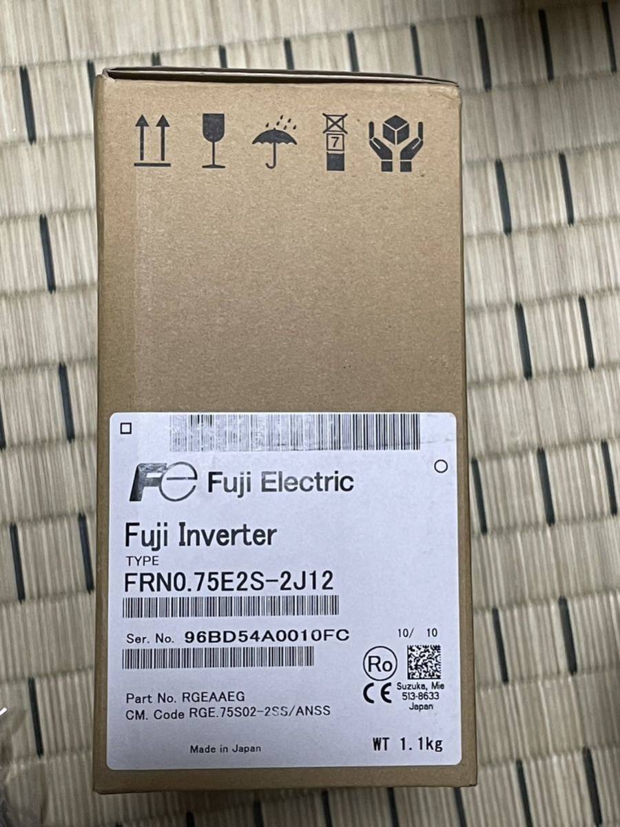 熱い販売 新品未開封 Fuji 富士電機 FRN0.4C2S-2J インバータ 保証付き