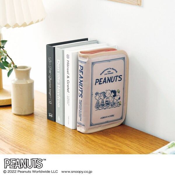 【GLOW 2022年9月号付録】SNOOPY ブック型じゃばら貴重品ケース(未開封品)