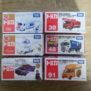新品・絶版【トミカ】ディズニー3点 日野レンジャー 日野プロフイア CoCo壱番キッチンカー