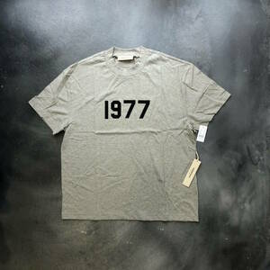 Fear of God Essentials 1977 T-shirt SIZE M DARK OATMEA