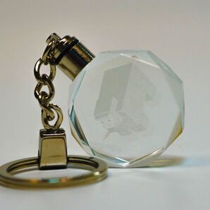 キーホルダー マインクラフト 光る クリスタル 大豚 LED グッズ キーリング おもちゃ