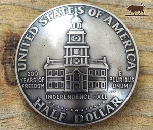 ●コンチョ ネジ式　アメリカ　50セント　インディペンデンスホール　建国200年記念　ハーフダラー　30mm ネジ ボタン コイン