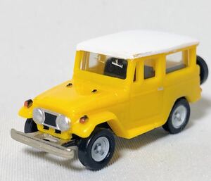 ミニカー　ランドクルーザー　黄色　1/120？