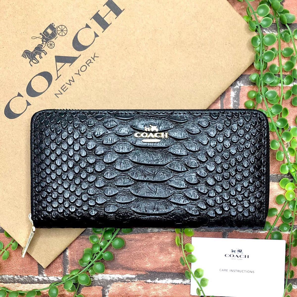 新品・未使用】COACH パイソン 黒 蛇柄 長財布 (男女兼用)-