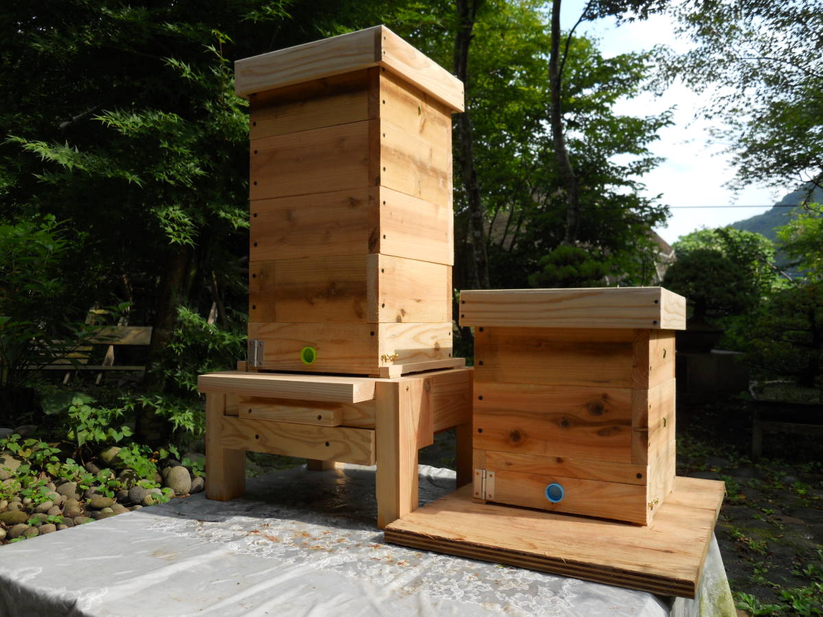 重箱巣箱台 290㎜用 ニホンミツバチ スムシ暑さスズメバチ対策