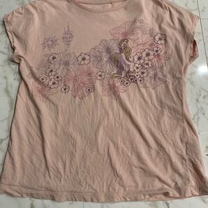 ユニクロ ディズニープリンセス Tシャツ