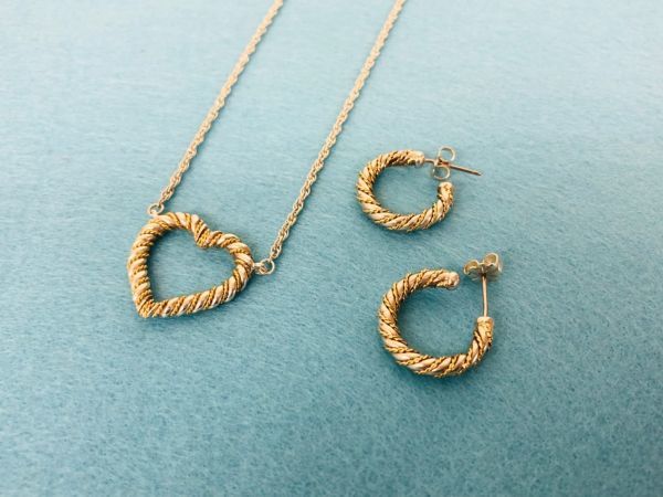 ヤフオク! -「ツイスト (tiffany ティファニー)」(ネックレス ...