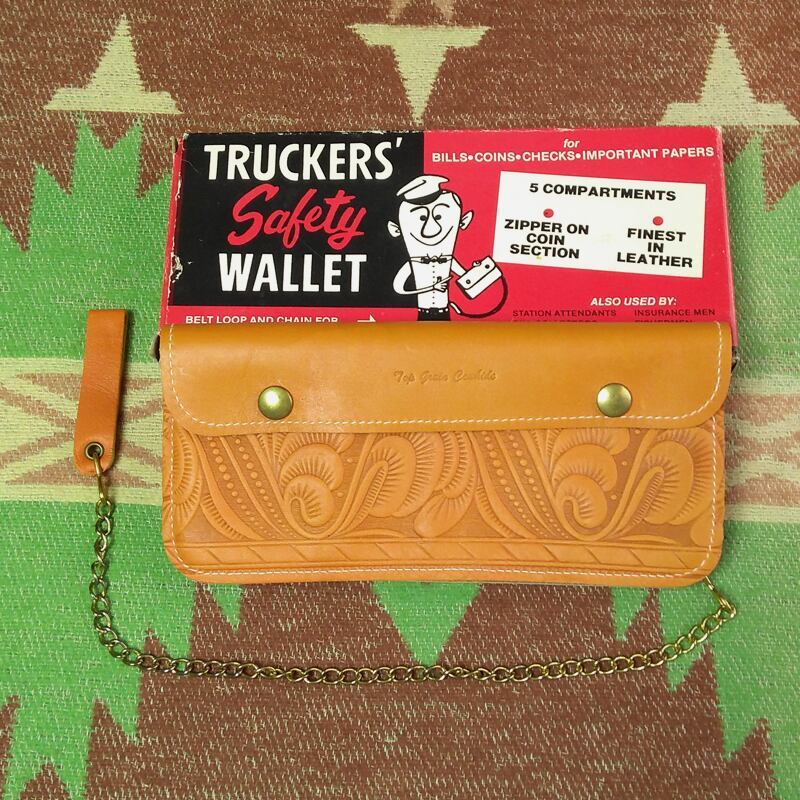 トラッカーウォレットの値段と価格推移は?|43件の売買情報を集計した