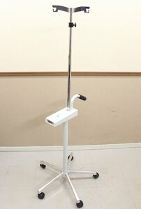  with casters . point . for apparatus point . stand 5 legs 5ps.@ legs flat board hanging . walk possibility keep hand attaching assistance nursing 
