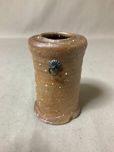 Ze41/bizen yaki haniri vase -ensemic seal