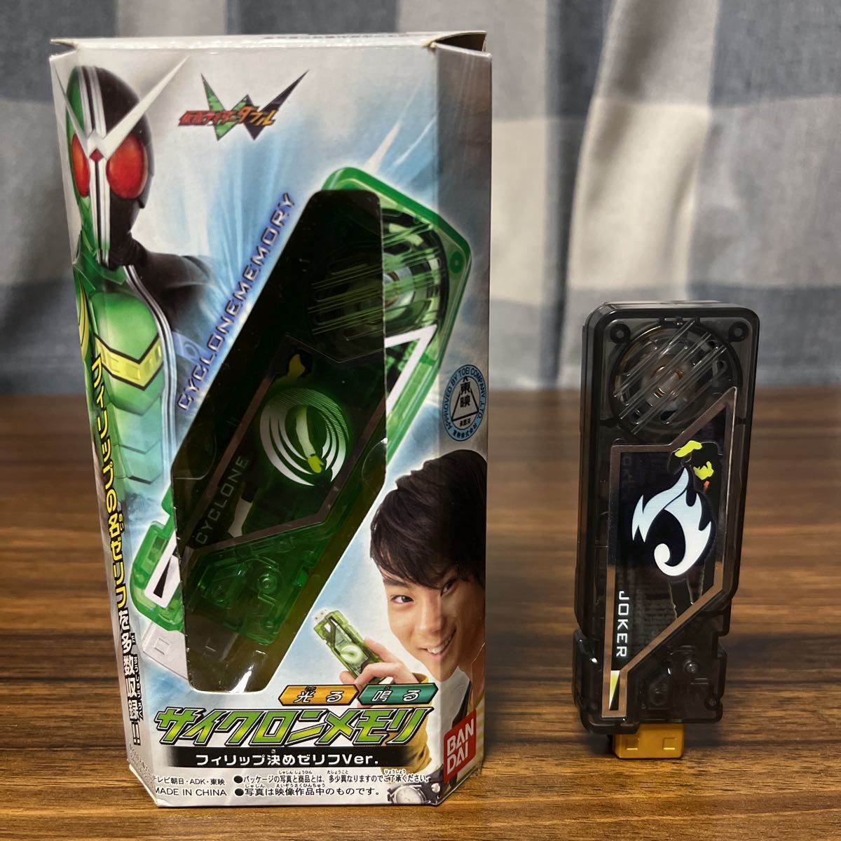 ヤフオク! -「仮面ライダー ダブル 初回ファングメモリ」の落札相場 ...