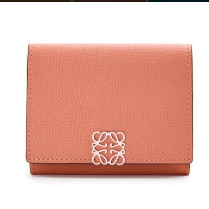 LOEWEロエベ アナグラムトリフォルド6ccウォレット タン 折りたたみ