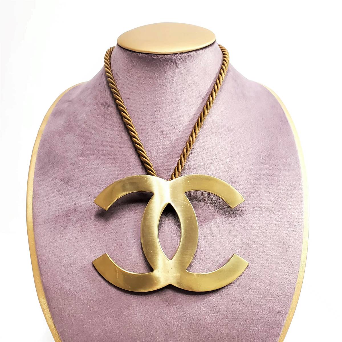 ヤフオク! -「chanel(シャネル) ゴールド チョーカー」の落札相場 ...
