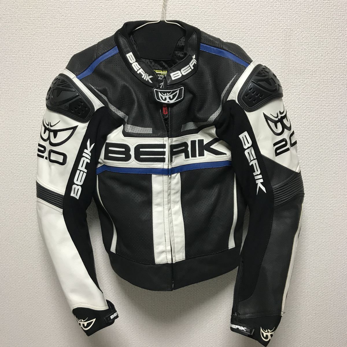人気 BERIK RACE DEP2.0 本革ジャケット 2ピース可能 - 通販 - www