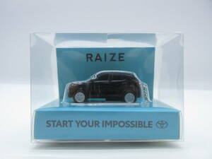 トヨタ 新型ライズ　RAIZE 非売品 LED ミニカー キーホルダー　ブラックマイカメタリック