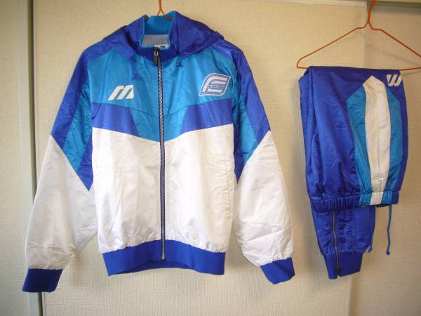ヤフオク! -#jリーグ(ウインドブレーカー)の中古品・新品・未使用品一覧