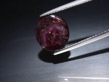 大粒4.36ct！ 天然石 スター ルビー ルース タンザニア産　魅力的なオーバル・カボションカット！_画像3