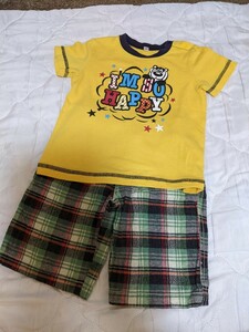 95センチTシャツ　サイズ不明ハーフパンツ　セット