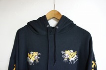 16AW XLARGE エクストララージ SOUVENIR PULLOVER HOOD SWEAT 虎刺繍 プルオーバーフーディー パーカー L 黒 01163204 529M_画像2