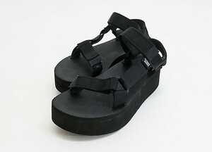 ◇【Teva テバ】フラットフォーム ユニバーサル サンダル ブラック 22