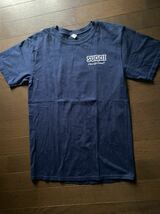 ハワイ入手　SUGOI （スゴイ　ランチボックス　弁当）半袖Ｔシャツ_画像1