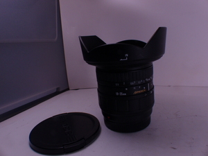 SONYα super wide-angle zoom SIGMA 18-35.F3.5-4.5 ASPH with a hood 