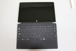 ジャンク品ノートパソコン Microsoft Surface RT CPU不明 メモリ不明 HDD不明 10.6inch カメラ内蔵 代引き可