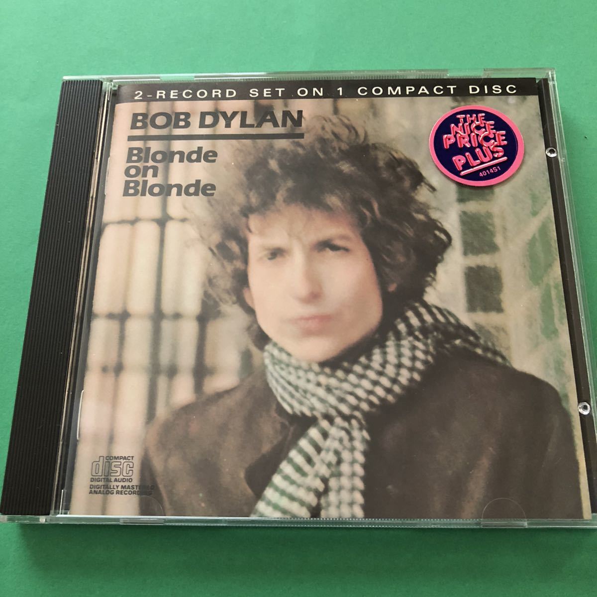 BOB DYLAN   BLONDE ON BLONDE（レコード2枚組）