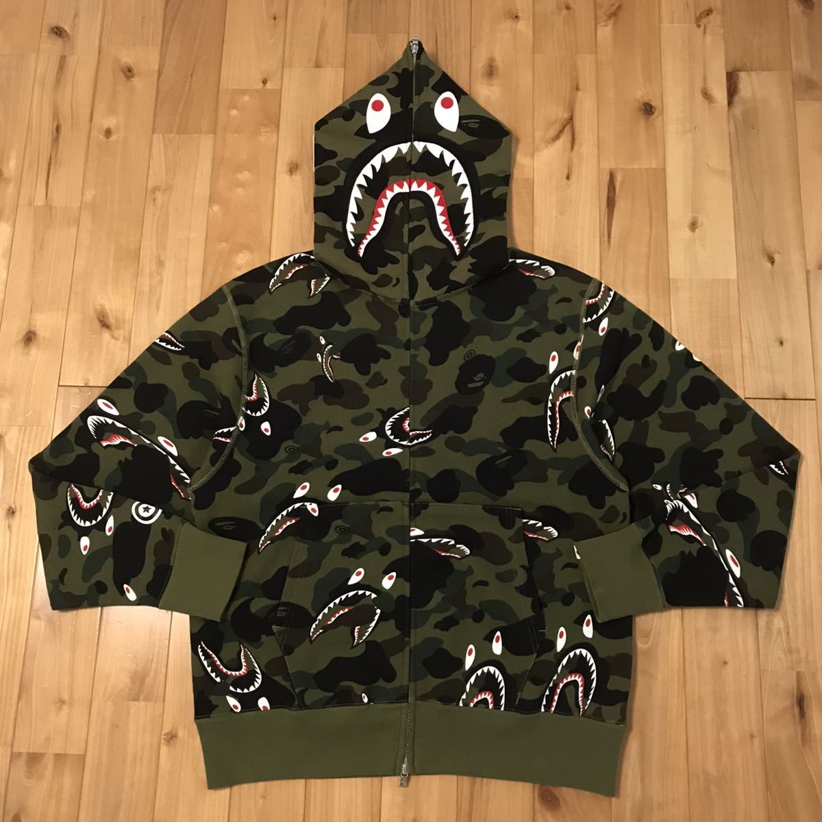 ヤフオク! -1st camo shark full zip hoodieの中古品・新品・未使用品一覧