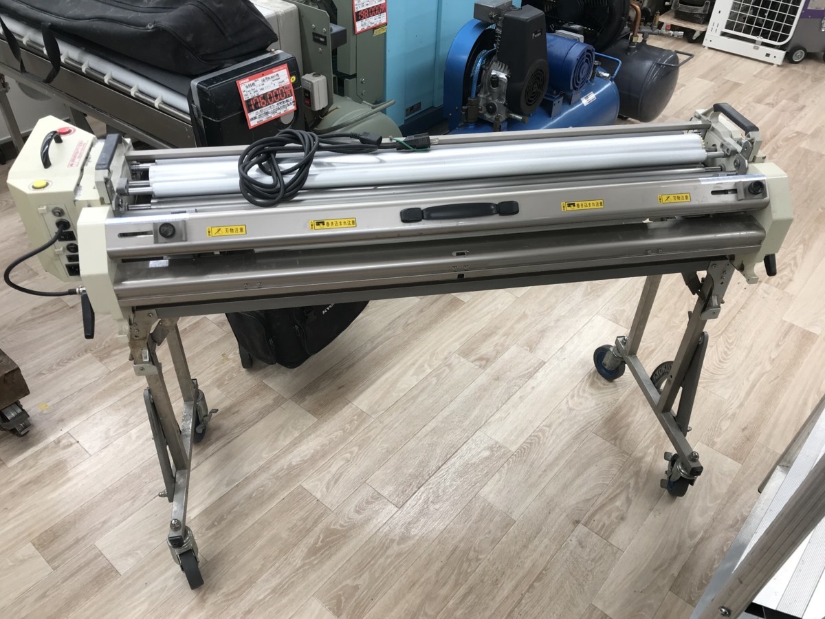 NEW ARRIVAL 中古 極東産機 自動壁紙クロス糊付機 Prime-SD 新でん