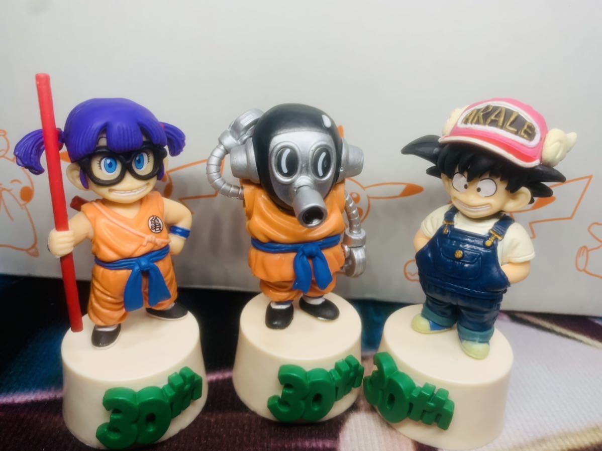 ドラゴンボール フィギュア 鳥山明先生 鳥山ロボ ジャージ 帽子 鉛筆
