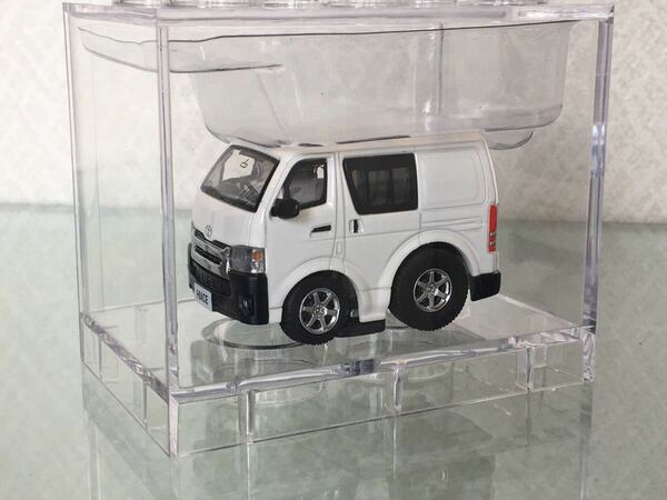 送料無料　トヨタ ハイエース ミニカー タイニーQ TINYQ TOYOTA HIACE