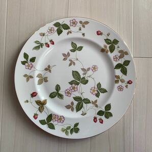 【新品】ウェッジウッドWedgwood ワイルドストロベリー プレート 27cm