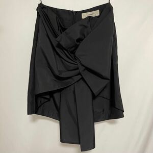 リボン変形スカート　タイトスカート cameo カメオ タフタ サテン 黒 ブラック ドレス ビームス