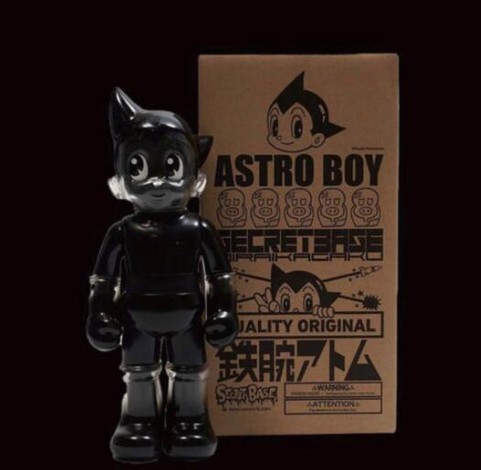 5/31まで SECRETBASE ミドルスケール 鉄腕アトム 黒Tシャツ