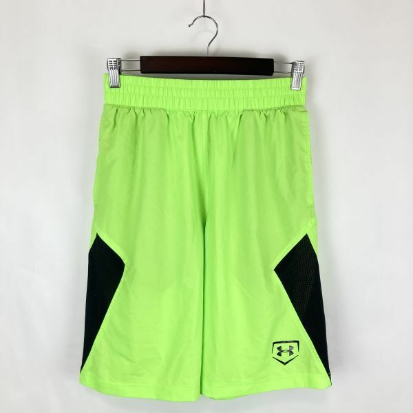 UNDER ARMOUR アンダーアーマー メンズ ハーフパンツ ズボン グリーン 緑色 SMサイズ 機能素材 スポーツ トレーニング ランニング ウェア