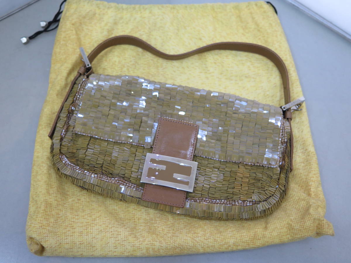 ヤフオク! -「フェンディ スパンコール バッグ」の落札相場・落札価格