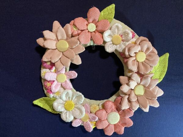 ＊お花の和風リース(20)＊つまみ細工・ちりめん細工・ハンドメイド