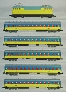 PIKO #0662 ＮＳ（オランダ国鉄）風　客車列車セット (旧PIKO社の輸出専向け製品）中古品